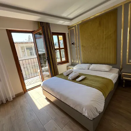 Taksim La Marino アパートホテル 4*