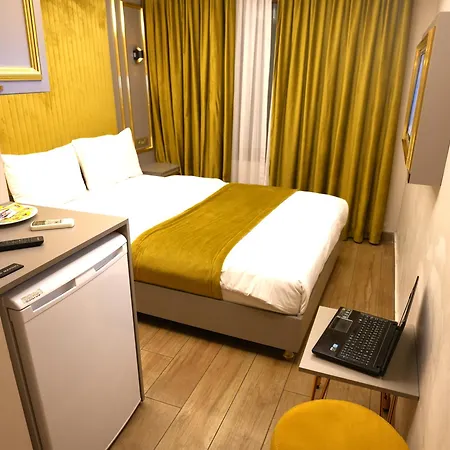 Taksim La Marino 4*