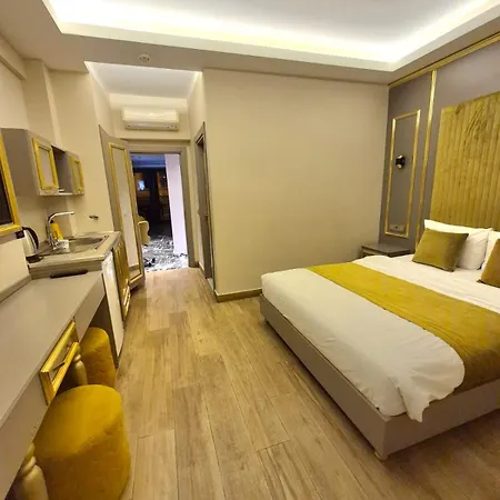 Taksim La Marino アパートホテル