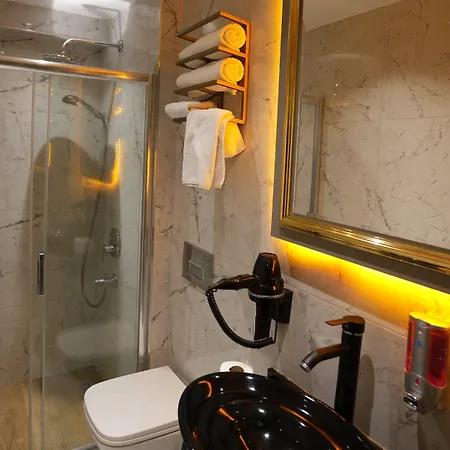 Taksim La Marino アパートホテル