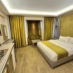 Taksim La Marino מלון דירות 4*