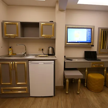 Taksim La Marino 4*