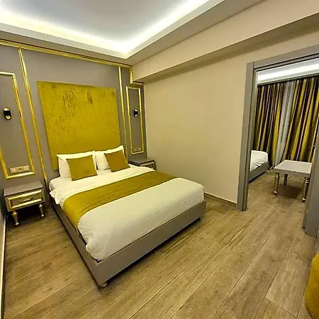 מלון דירות Taksim La Marino 4*