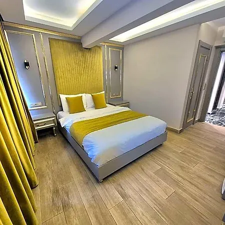 Taksim La Marino 4*